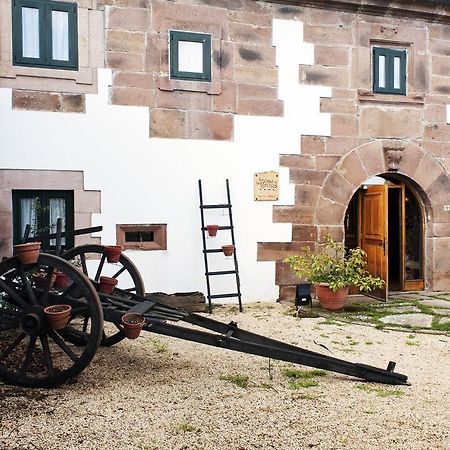 La Casa De Las Brujas Hotel Barrio  ภายนอก รูปภาพ