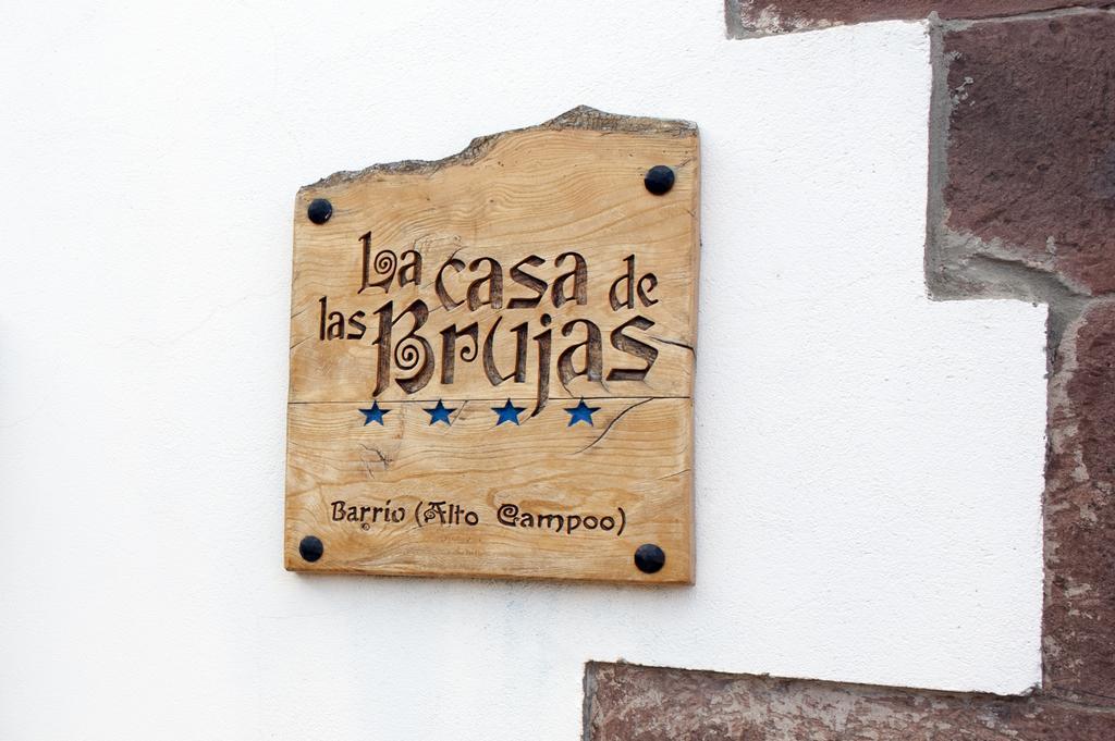 La Casa De Las Brujas Hotel Barrio  ภายนอก รูปภาพ