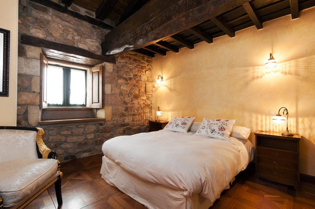 La Casa De Las Brujas Hotel Barrio  ภายนอก รูปภาพ